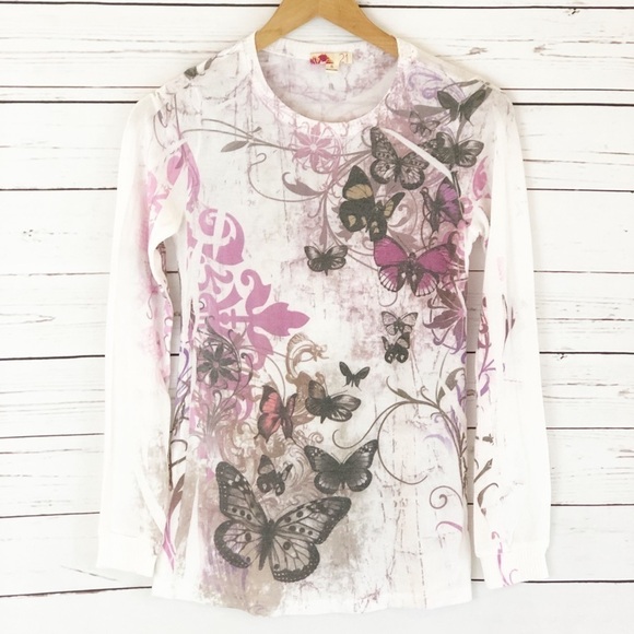 RUE21 butterfly sweater - Picture 1 of 4